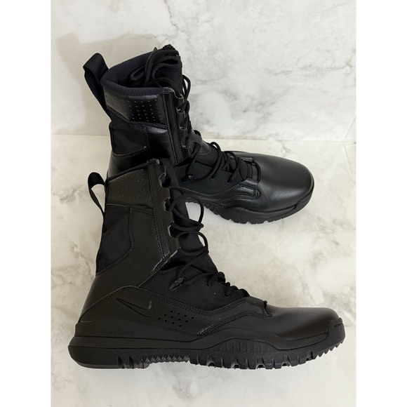 Nike SFB Field 8\